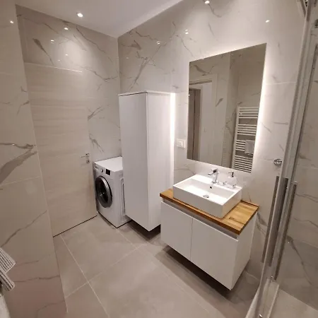 Pleasant Apartment *