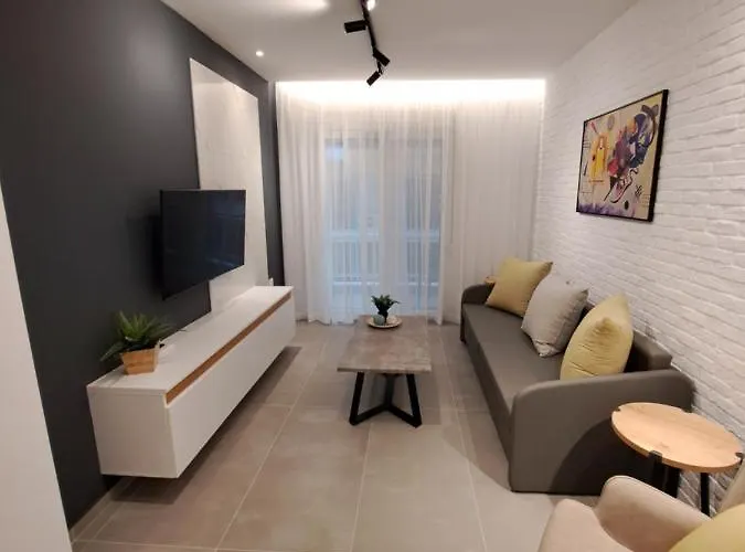 Daire Pleasant Kavala